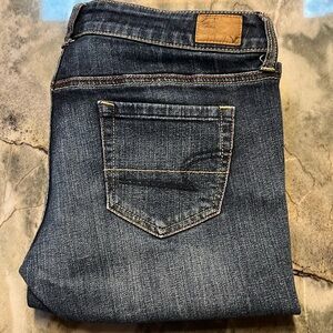 American Eagle Favorite Boyfriend Low Rise Jeans Size 10 X-long